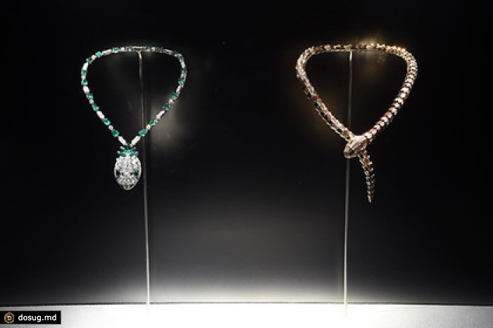 Bulgari превратил змею в колье