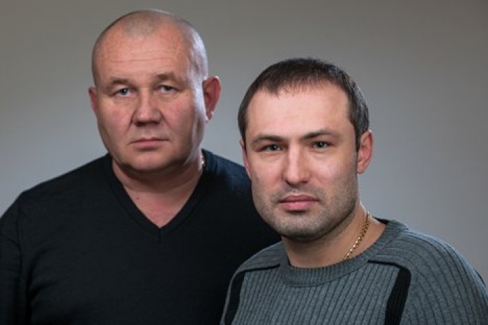 Бывший солист "Бутырки" исполнил блатняк на детском утреннике