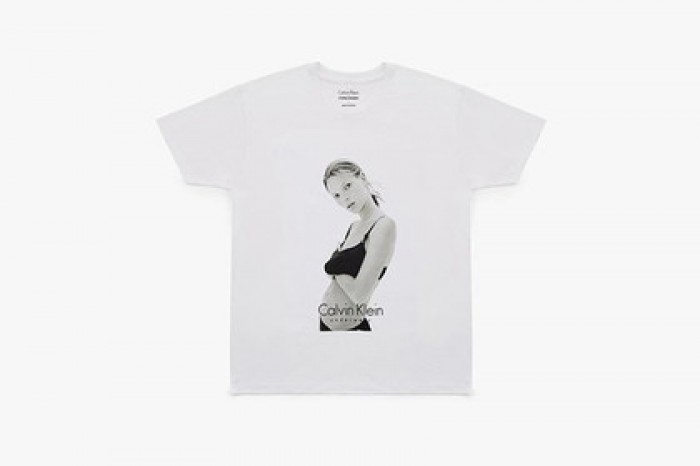 Calvin Klein выпустил футболки с фотографиями Кейт Мосс 20-летней давности