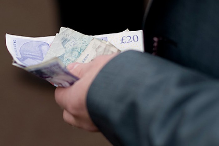 Credit Suisse сравнил Brexit с атакой Сороса на фунт