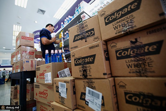 Директор Colgate-Palmolive Co. уволился из-за скандала с кокаином