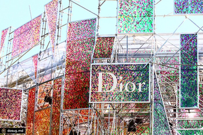 Дизайнеры Dior создадут две коллекции без креативного директора