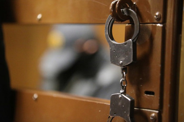 Двух начальников отделов полиции обвинили в крышевании сутенера из Читы