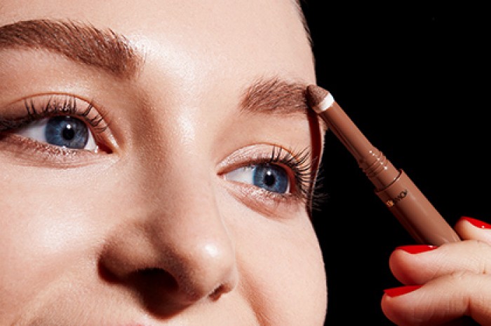 Estee Lauder предложила женщинам многофункциональное средство для бровей