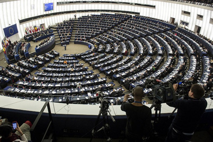 Европарламент проголосовал за систему сбора данных о туристах