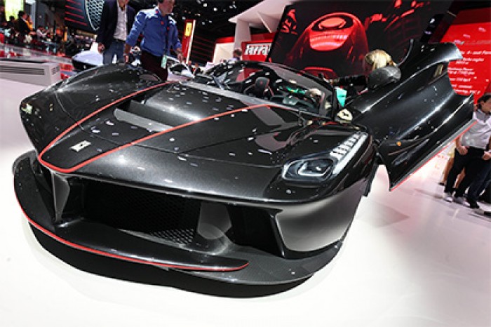 Ferrari покажет пример патриотизма