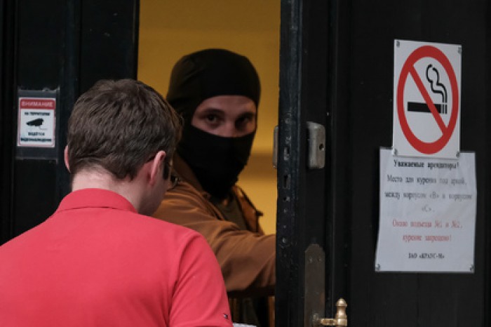 ФСБ сообщила о результатах обысков в «Онэксиме» Прохорова