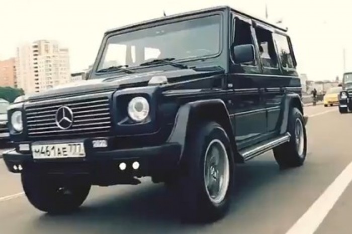 Генерал ФСБ объяснил пробег на Gelandewagen купеческими замашками