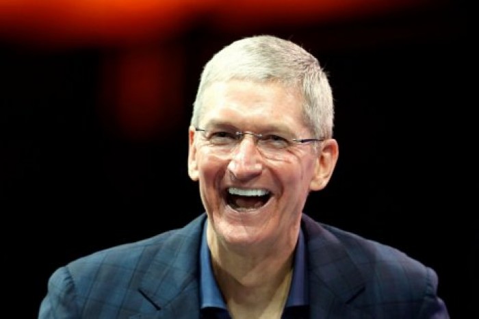 Глава Apple нашел iPhone на картине 17 века