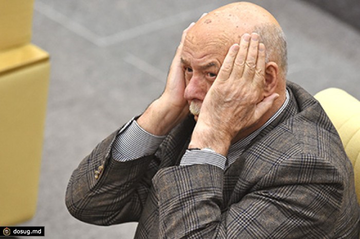 Говорухин усмотрел нарушение закона в клипе о «лабутенах»