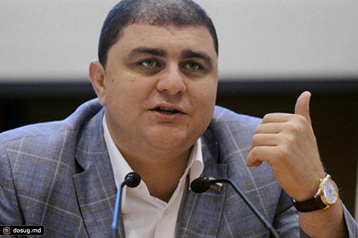 Губернатор Орловской области передал иудеям синагогу и пригласил их в регион