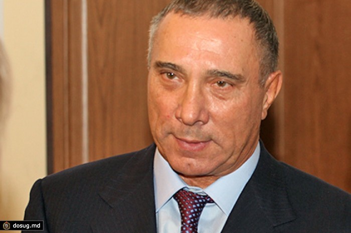 Хозяин самой дорогой машины Челябинска пообещал простить водителя ВАЗа