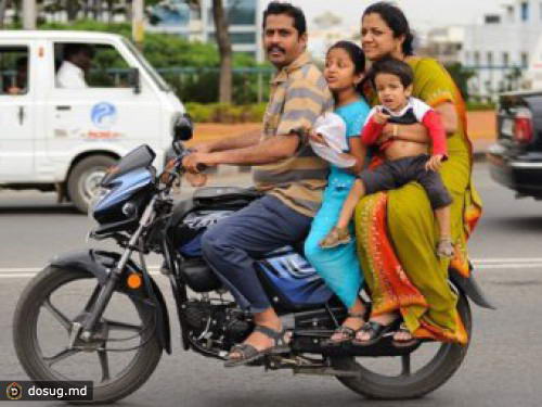 Индийцам предложили стерилизацию в обмен на телевизоры и мотоциклы