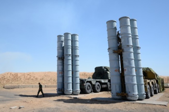 Иран показал российские комплексы С-300 на военном параде