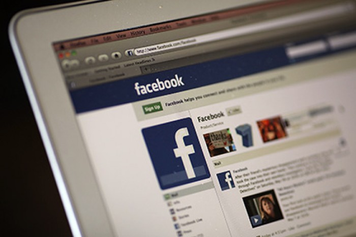 Искусственный интеллект Facebook научится общаться на жаргоне