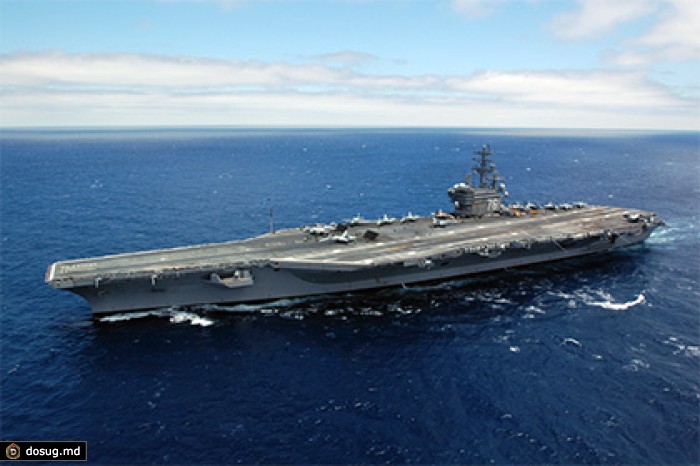 Истребители с авианосца ВМС США поднялись на перехват российских Ту-142