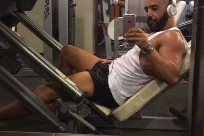 Итальянский наркоторговец выдал себя фотографиями в Facebook