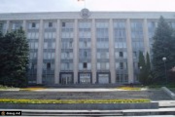 Кадровая политика в Молдове. Бардак и семейственность?