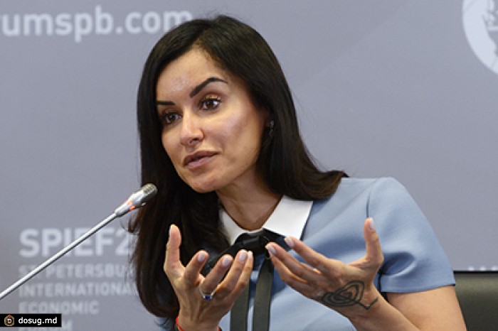 Канделаки пригласила Уткина на рандеву