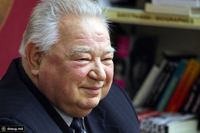 Космонавт Гречко попал в больницу