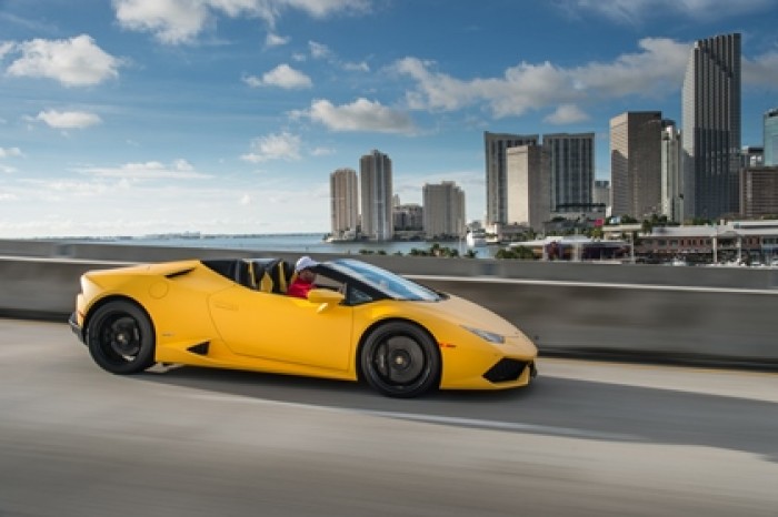 Lamborghini показал рекордный рост продаж в России