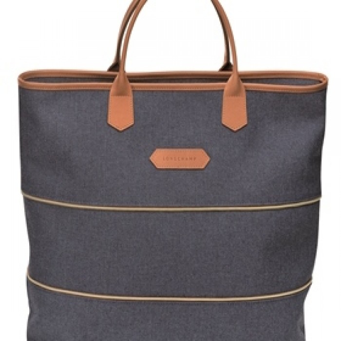 Longchamp расширил коллекцию сумок