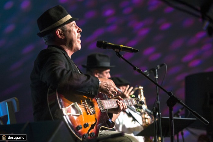 Макаревич спел с украинцами и поляком о «драконе по имени власть»