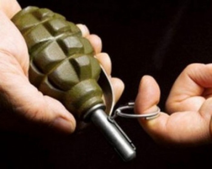 Мальчик из Швеции, живший среди боевиков, погиб, играясь с гранатой