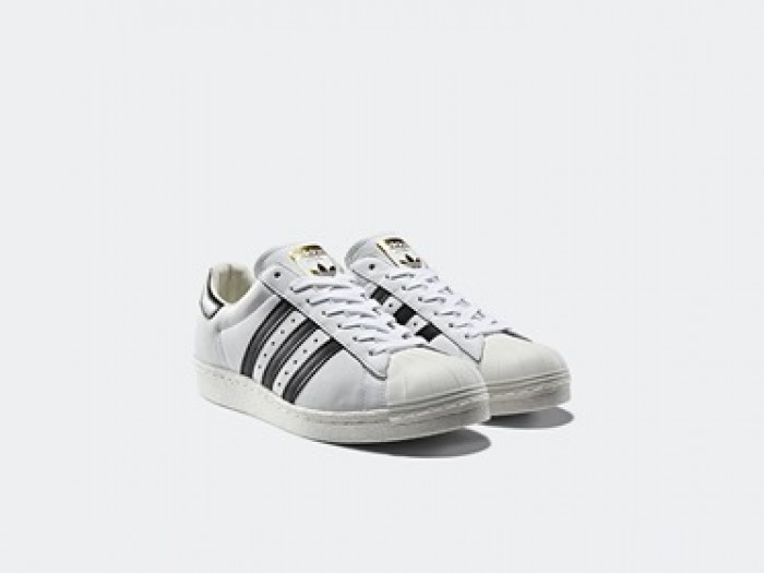 Марка adidas Originals переработала дизайн культовых кроссовок