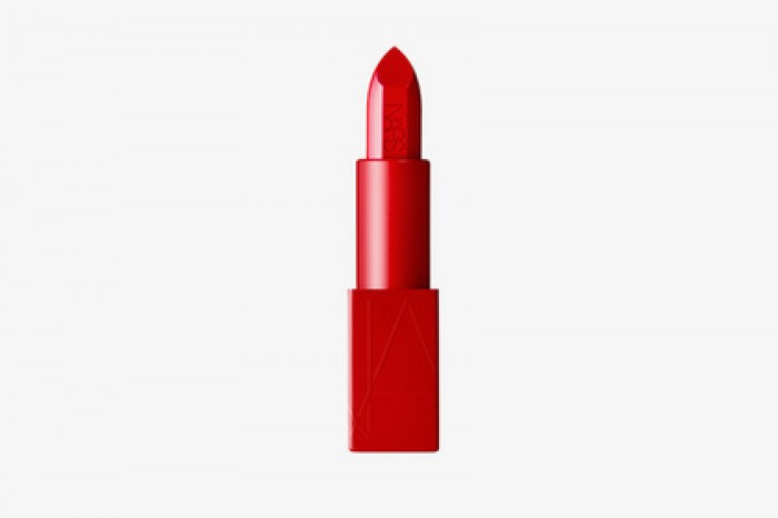 Марка Nars привезла помады для избранных москвичек