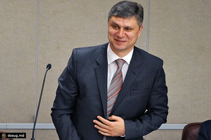Медведев назначил нового главу РЖД
