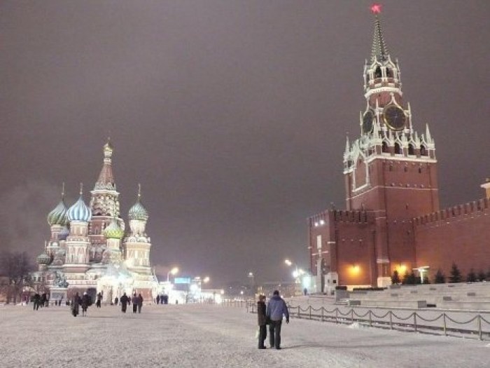 Москва встала: снегопад и гололед спровоцировали более 800 аварий