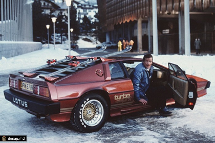 На продажу выставлен Lotus Esprit Джеймса Бонда