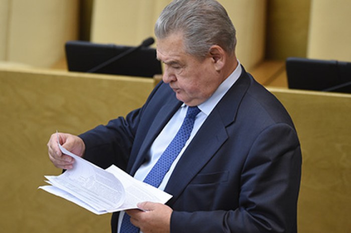 На вывесках микрофинансистов предложили писать «бесплатный сыр»