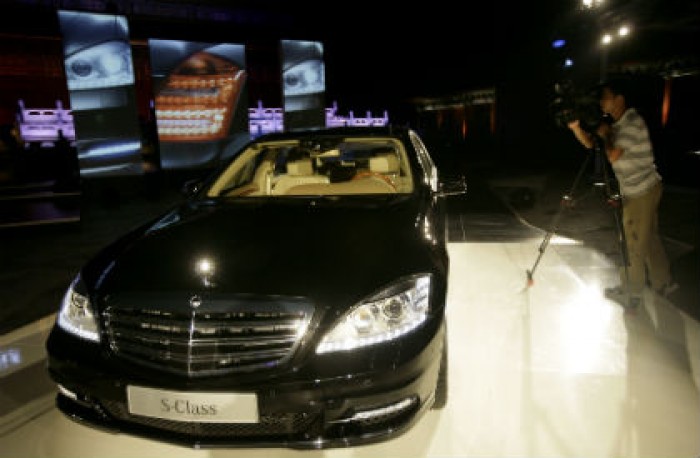 «Нафтогаз» передумал покупать бронированный Mercedes для своего босса