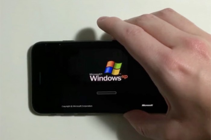 На iPhone 7 запустили Windows XP