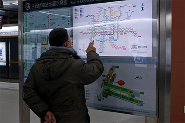 Нейросеть научили ориентироваться в метро