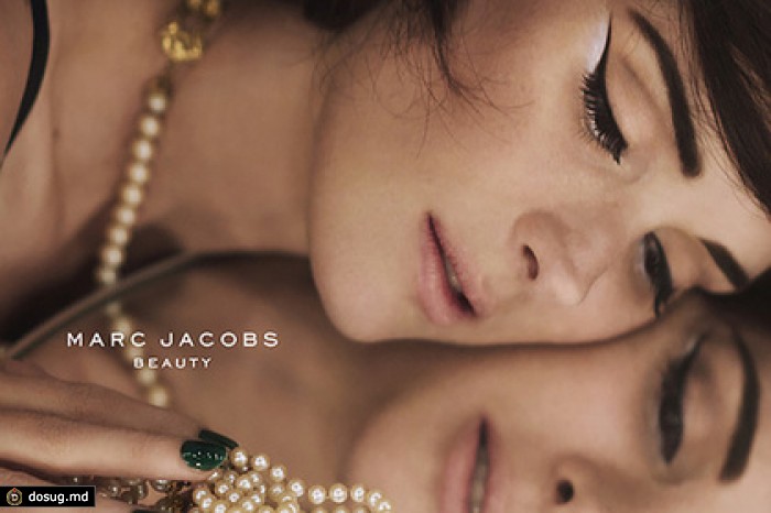 Новым лицом Marc Jacobs Beauty стала Вайнона Райдер