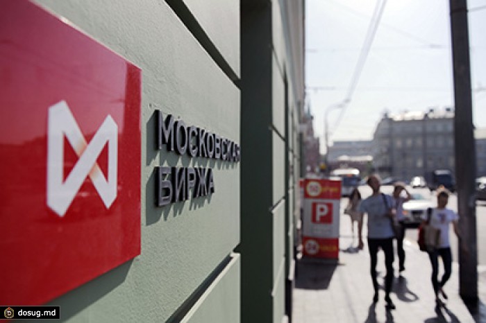 Объем торгов юанем на Московской бирже поставил рекорд