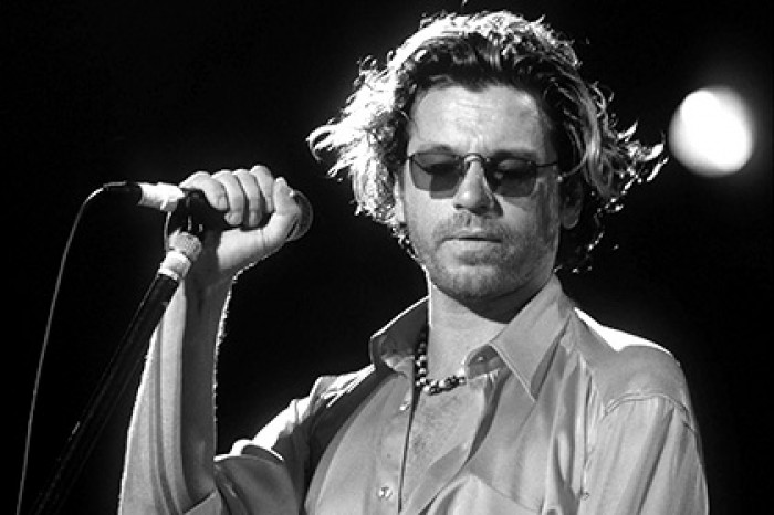 О покойном лидере INXS Майкле Хатченсе снимут документальный фильм