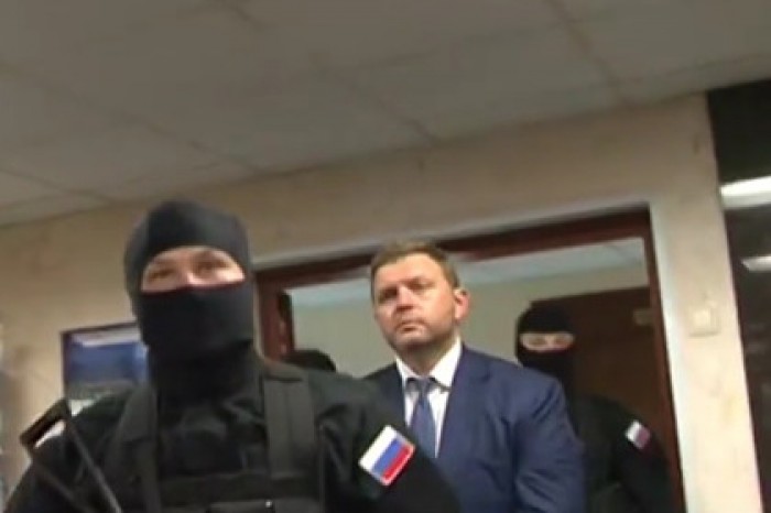 Опубликовано видео задержания Белых