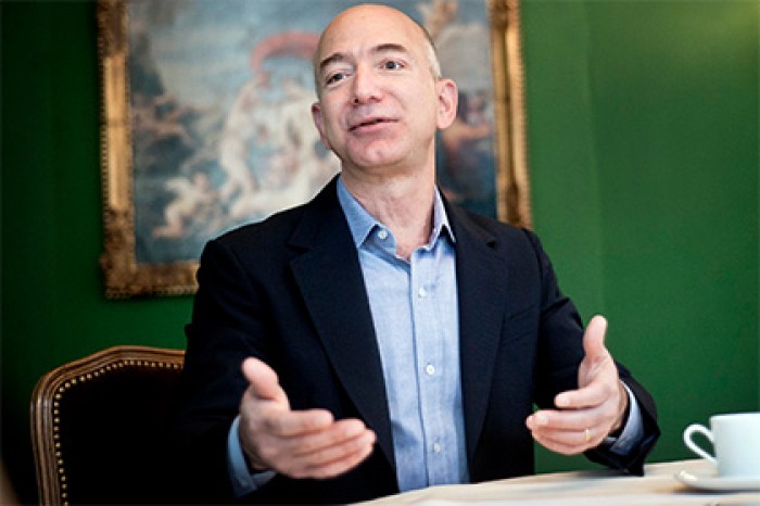 Основатель Amazon сыграл инопланетянина в новом «Стартреке»