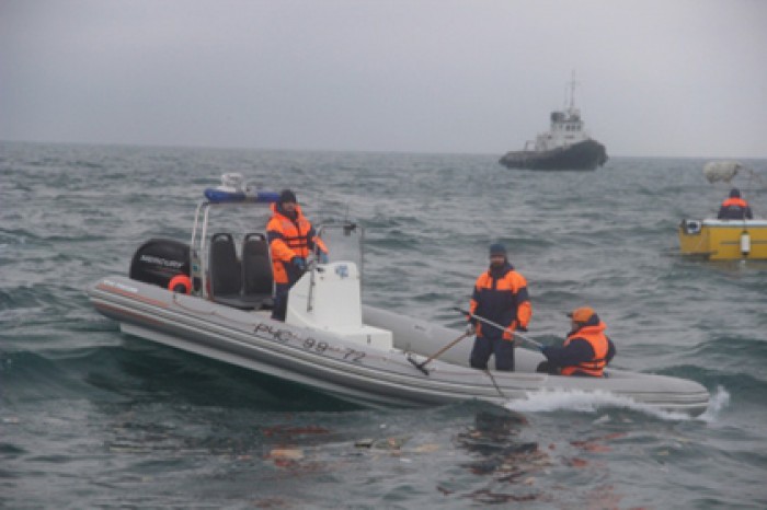 Останки жертв катастрофы Ту-154 выбросило на берег в Адлере