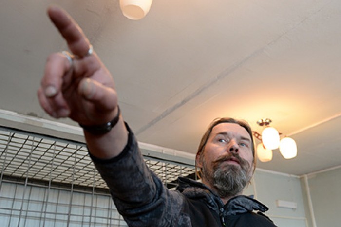 Паук попросил прислать ему в тюрьму «убойные хиты Пелевина и угарную музыку»
