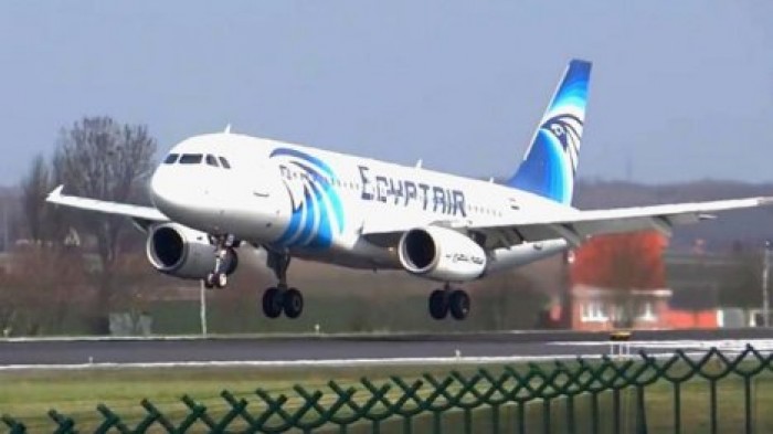 Перед крушением лайнера EgyptAir в салоне сработали детекторы дыма