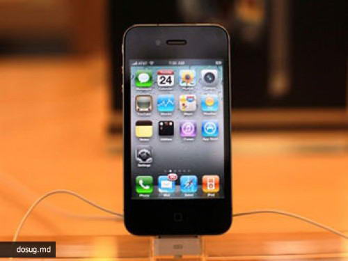 Названа стоимость iPhone 4 в России