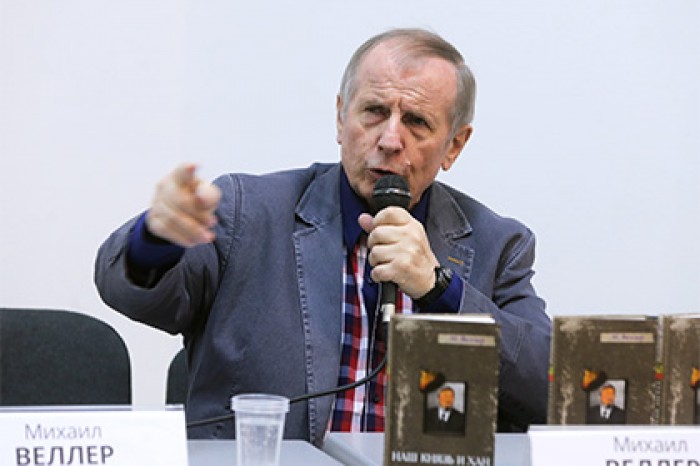 Писатель Веллер намочил ведущего «Право голоса»