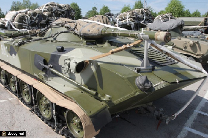 Под Улан-Удэ из-за нераскрывшегося парашюта упала боевая машина десанта