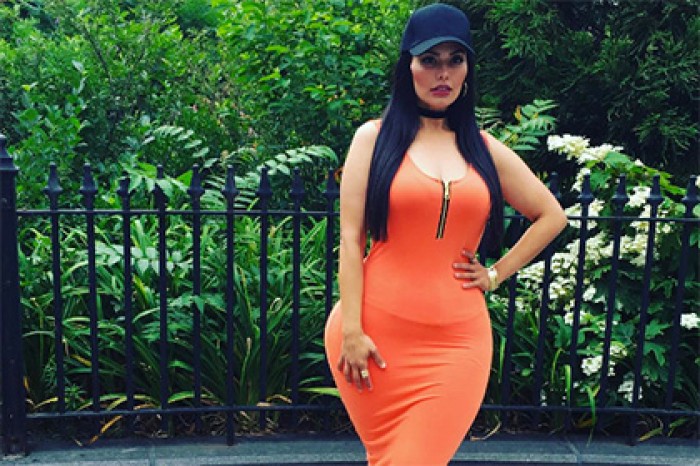 Похудевшей модели plus-size пожелали покончить жизнь самоубийством