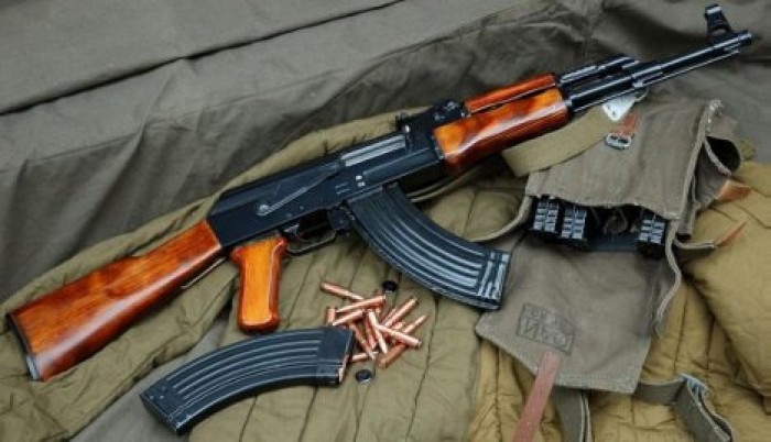 Полицейский забыл в кафе автомат
